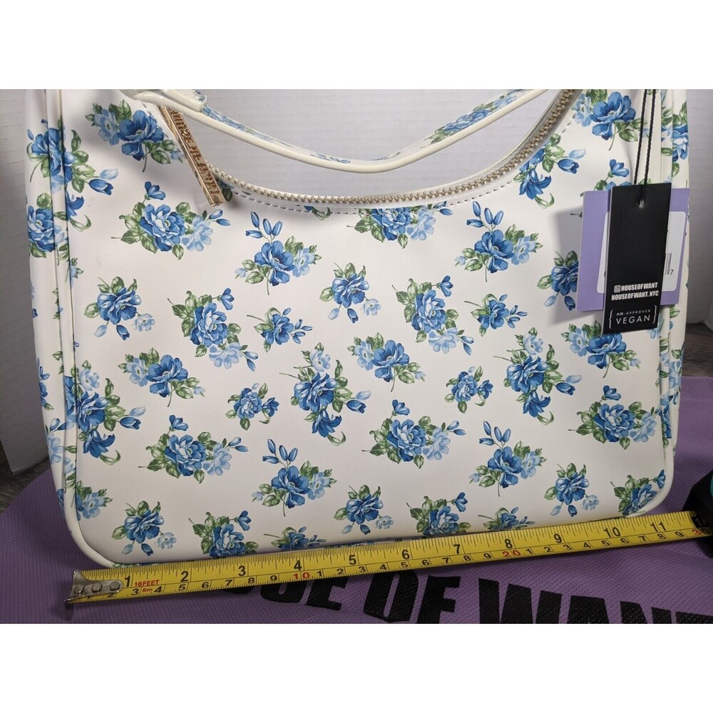 House Of Want Newbie Hobo Shoulder Bag White Blue Floral Vegan Leather NWT - Picture 10 of 12